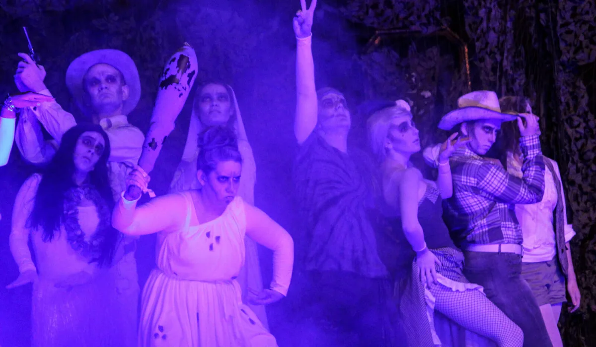 Die Musicalgruppe der Goetheschule Wetzlar als »The Addams Family«, 2015