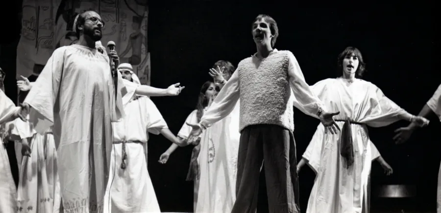 Joseph and the Amazing Technicolor Dreamcoat
