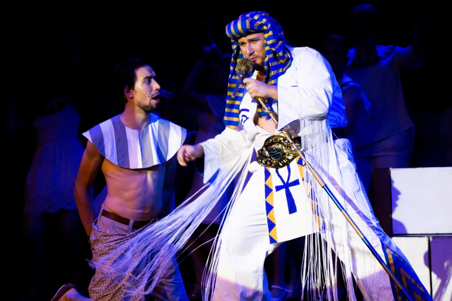 Joseph and the Amazing Technicolor Dreamcoat