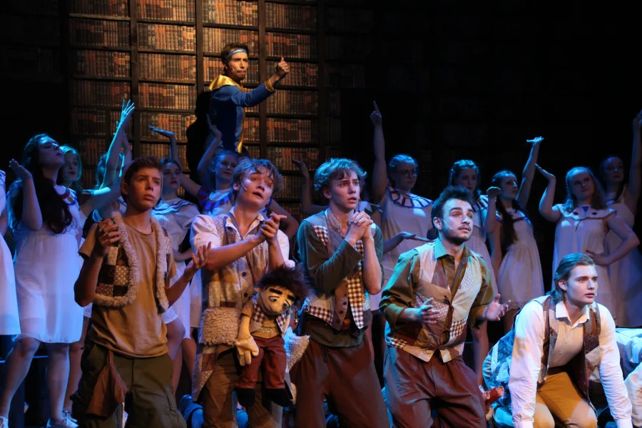 Joseph and the Amazing Technicolor Dreamcoat